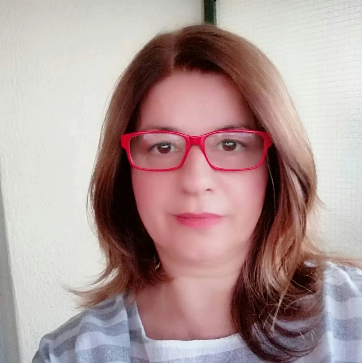 Σταυρούλα Παππά — Μέτοχος · Εργαστηριούχος Οδοντοτεχνίτρια